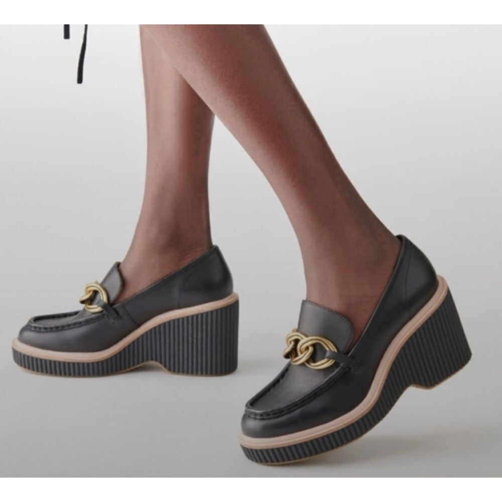 DOLCE VITA Leather Brenan Wedges in Black Size 9.5